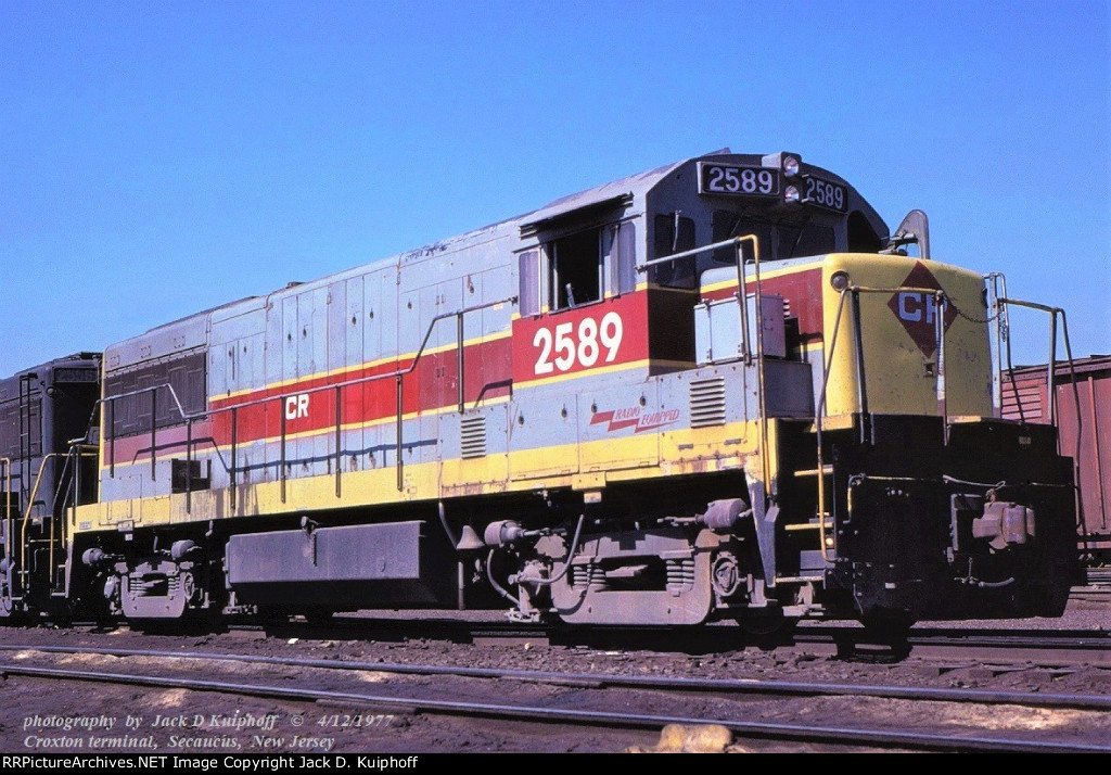 Conrail, CR 2589 U25B, at the ex-Erie Croxton engine terminal Secaucus, New Jersey. April 4, 1977. 